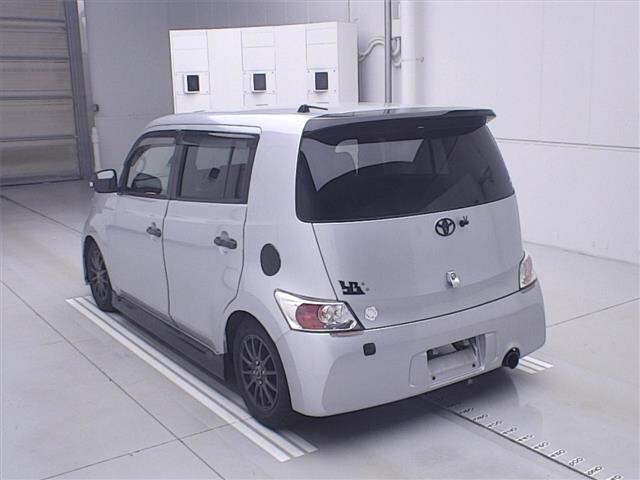 TOYOTA BB
