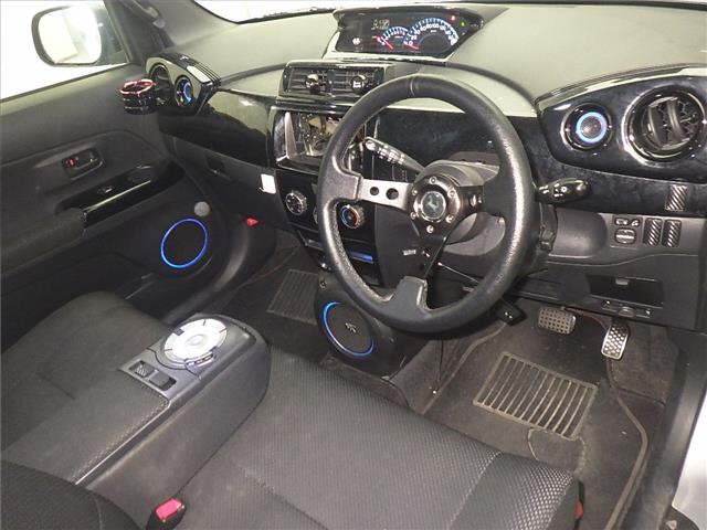 TOYOTA BB
