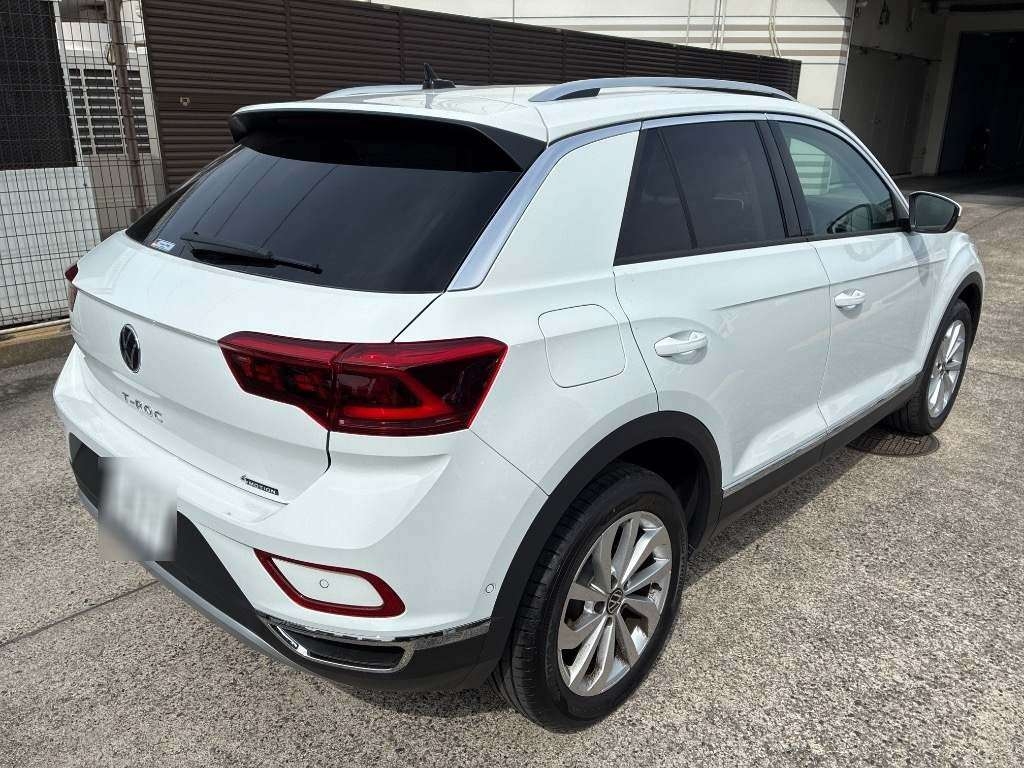 VOLKSWAGEN T-ROC