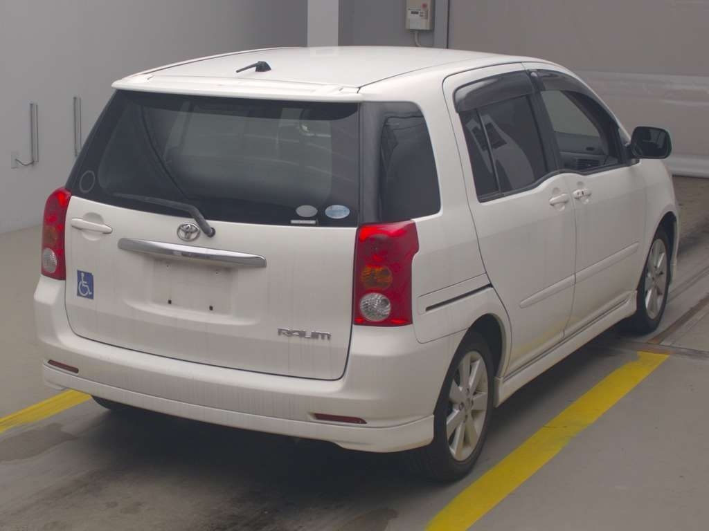 TOYOTA RAUM