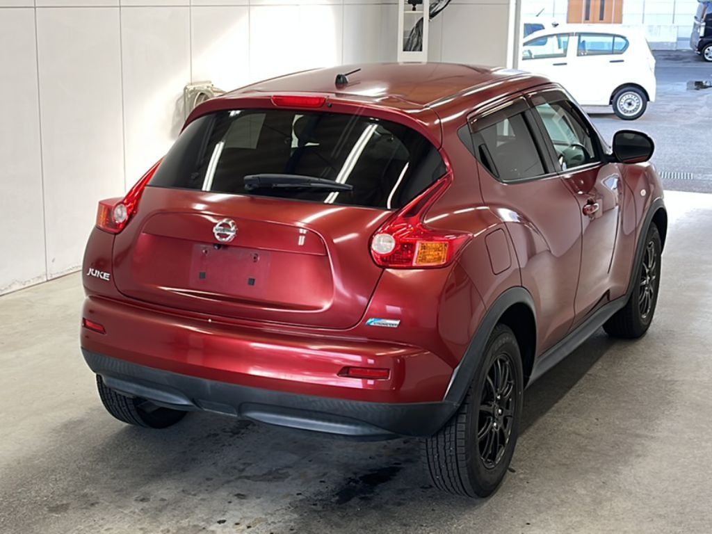 NISSAN JUKE
