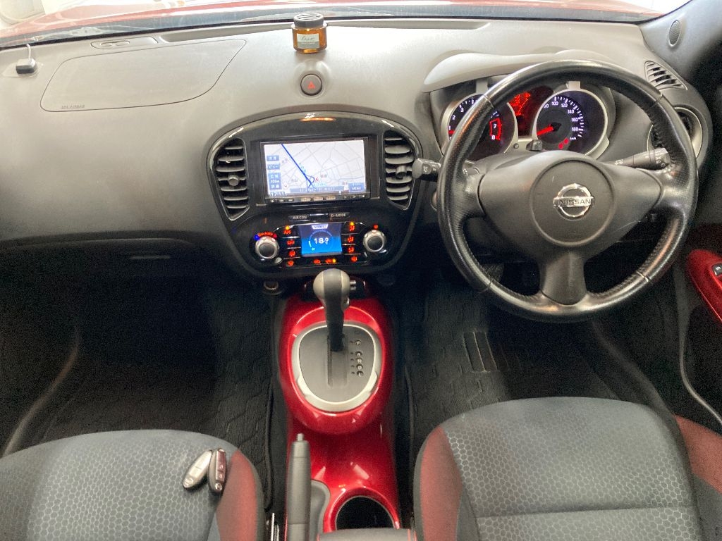 NISSAN JUKE