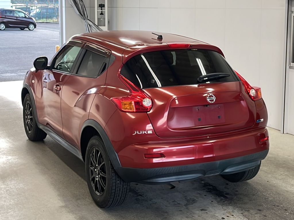 NISSAN JUKE