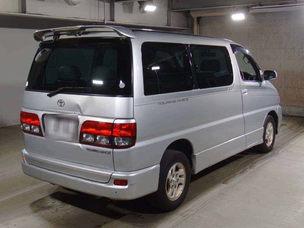 TOYOTA TOURING HIACE