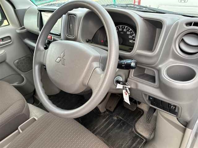 MITSUBISHI MINICAB