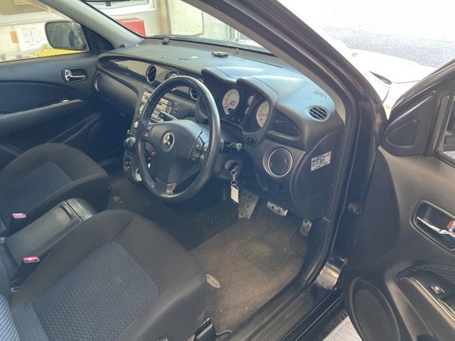 MITSUBISHI AIRTREK