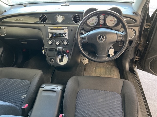MITSUBISHI AIRTREK