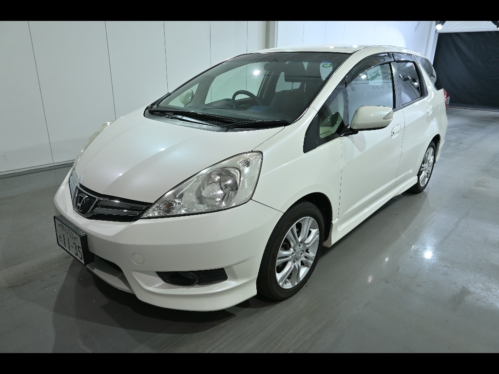 HONDA FIT SHUTTLE