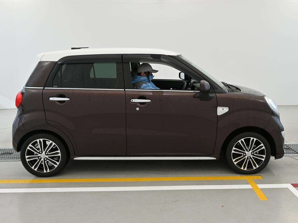 DAIHATSU CAST