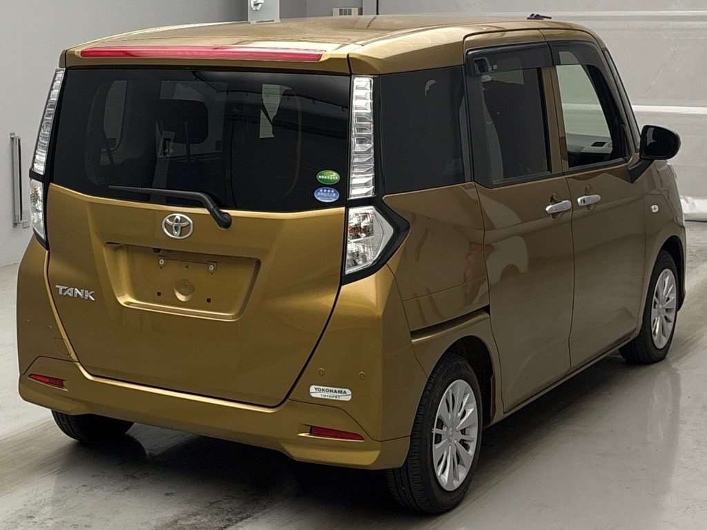 TOYOTA TANK