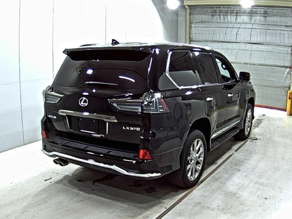 LEXUS LX570