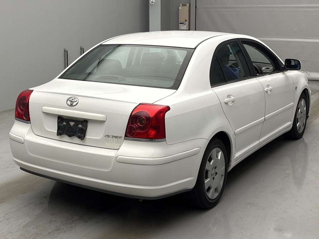 TOYOTA AVENSIS