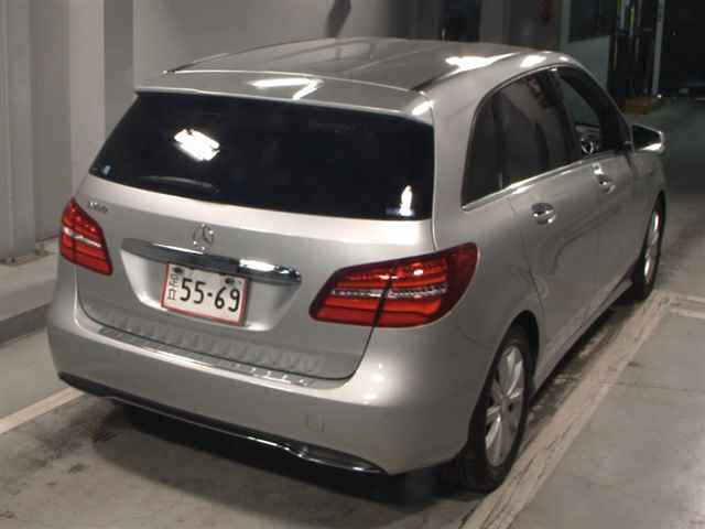 MERCEDES-BENZ B-CLASS