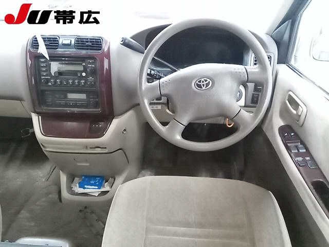 TOYOTA GRANVIA