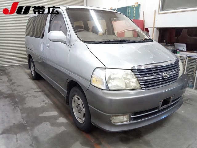 TOYOTA GRANVIA