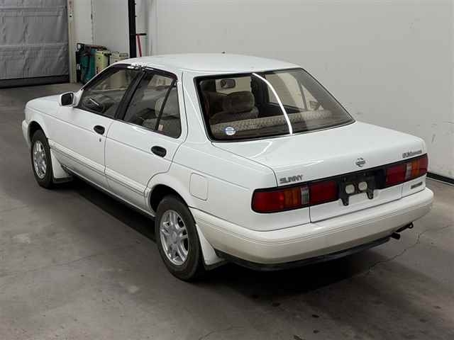 NISSAN SUNNY