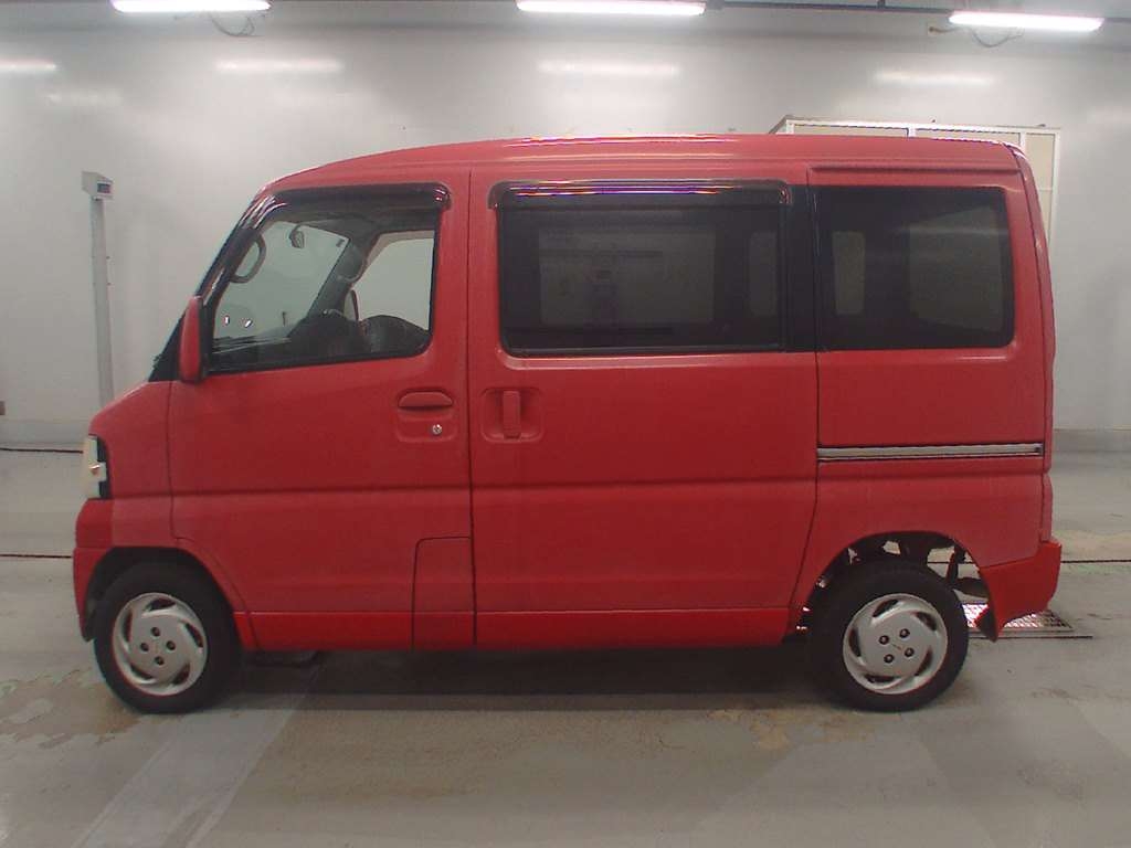 NISSAN CLIPPER