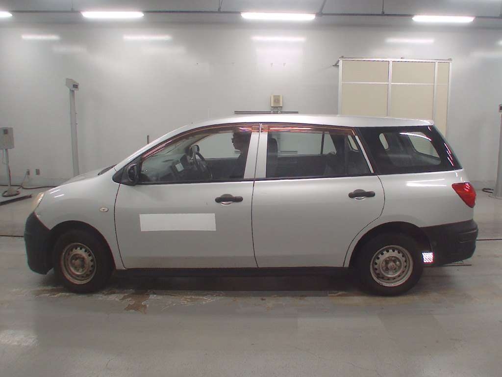 NISSAN AD