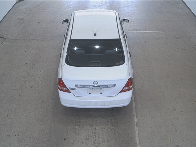 NISSAN TIIDA LATIO