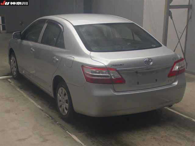TOYOTA PREMIO