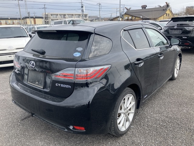 LEXUS CT200H
