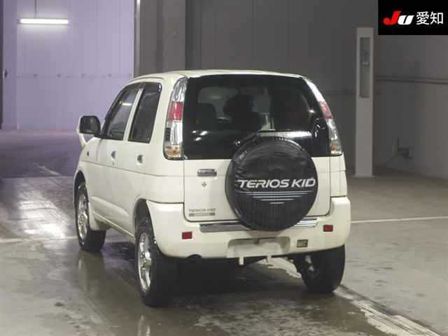 DAIHATSU TERIOS KID