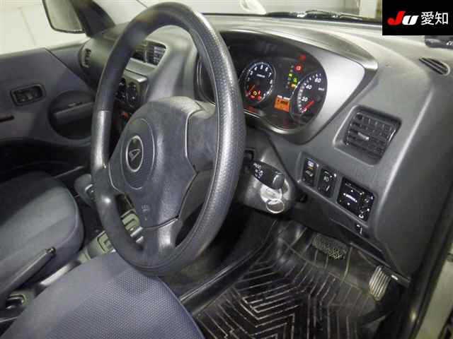 DAIHATSU TERIOS KID