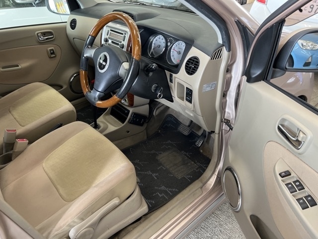 DAIHATSU MIRA AVY