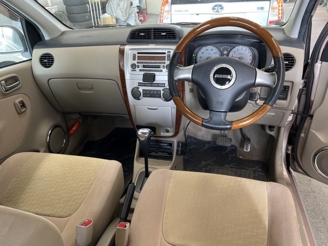 DAIHATSU MIRA AVY