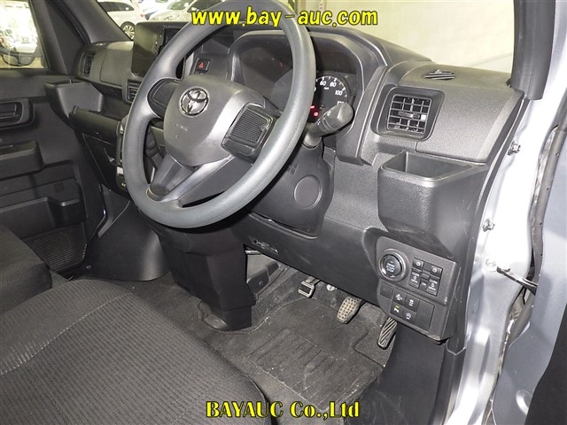 TOYOTA PIXIS VAN