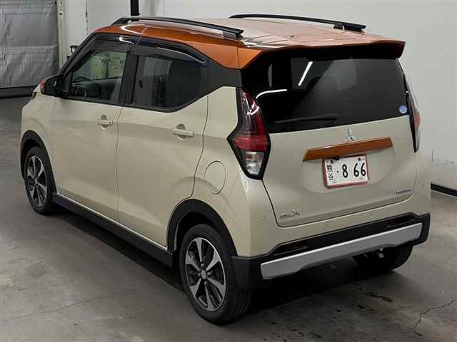 MITSUBISHI EK X