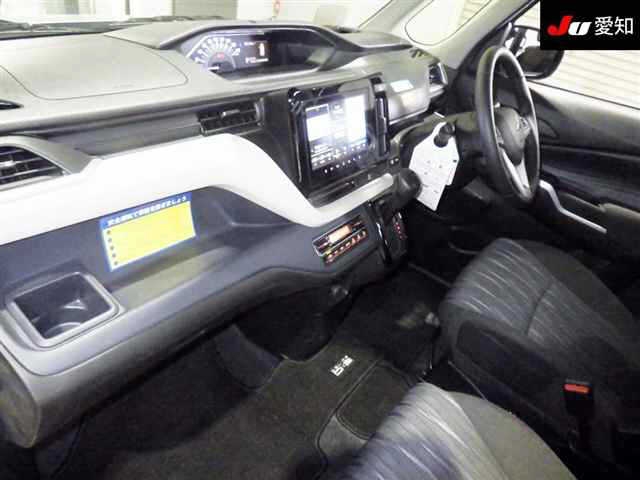 MITSUBISHI DELICA D:2