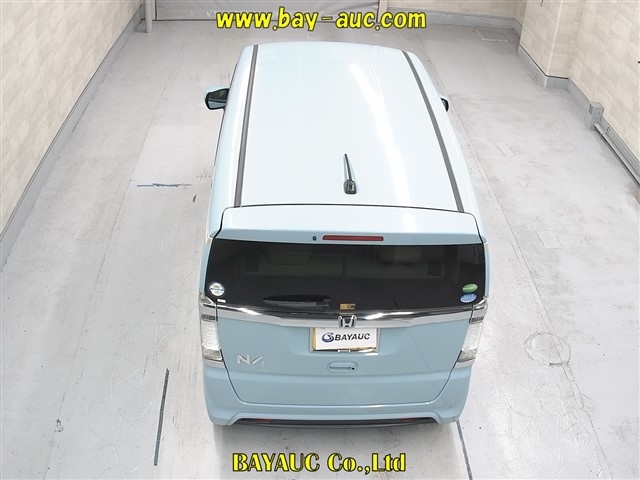 HONDA N-BOX SLASH