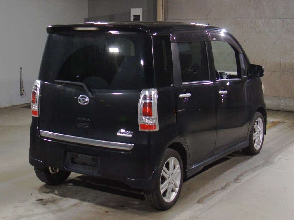 DAIHATSU TANTO EXE