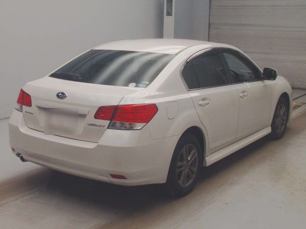 SUBARU LEGACY B4
