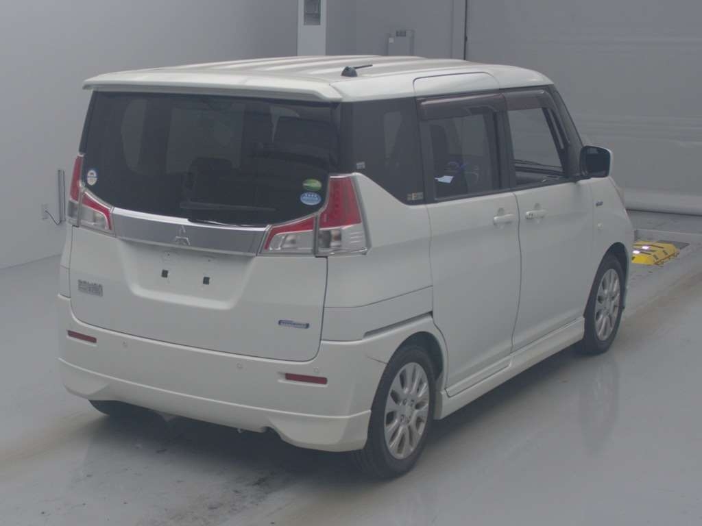 MITSUBISHI DELICA D:2