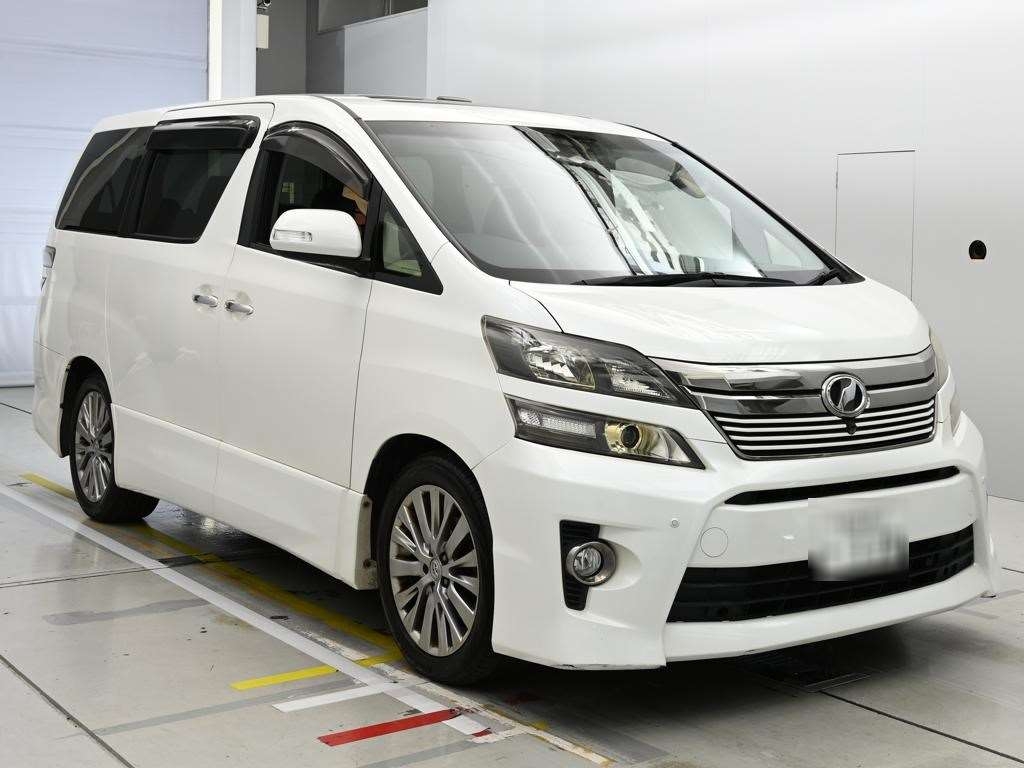 TOYOTA VELLFIRE
