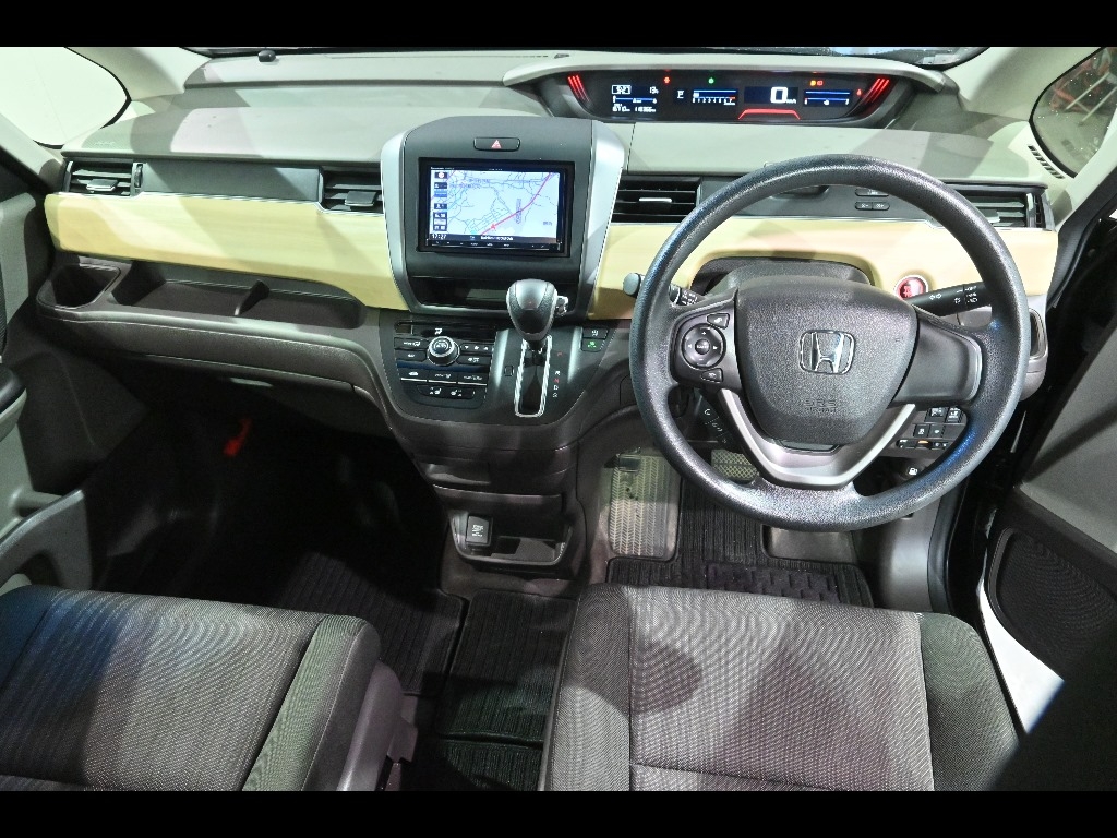 HONDA FREED+