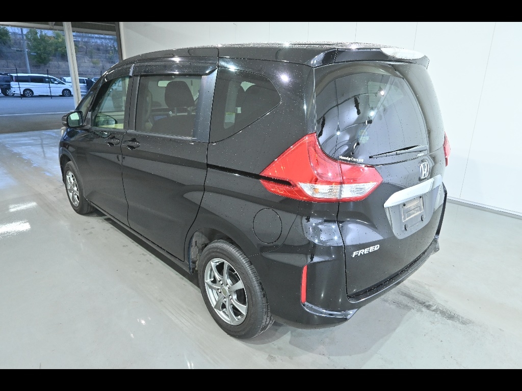 HONDA FREED+