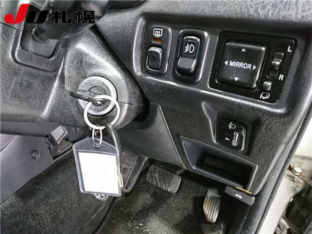 DAIHATSU TERIOS KID