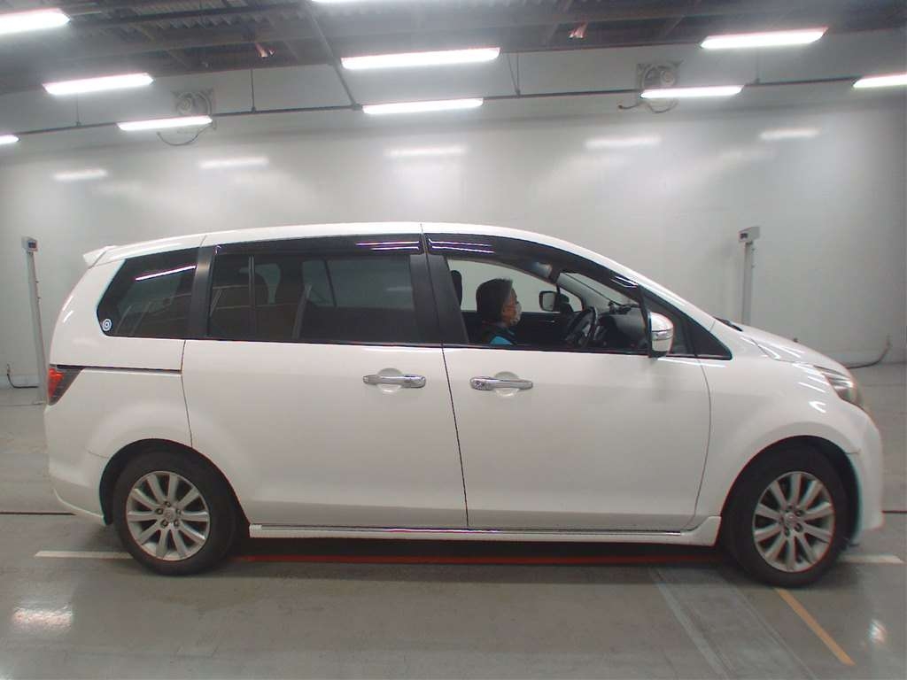 MAZDA MPV