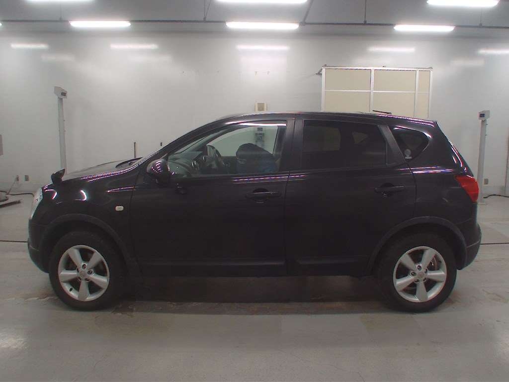 NISSAN DUALIS