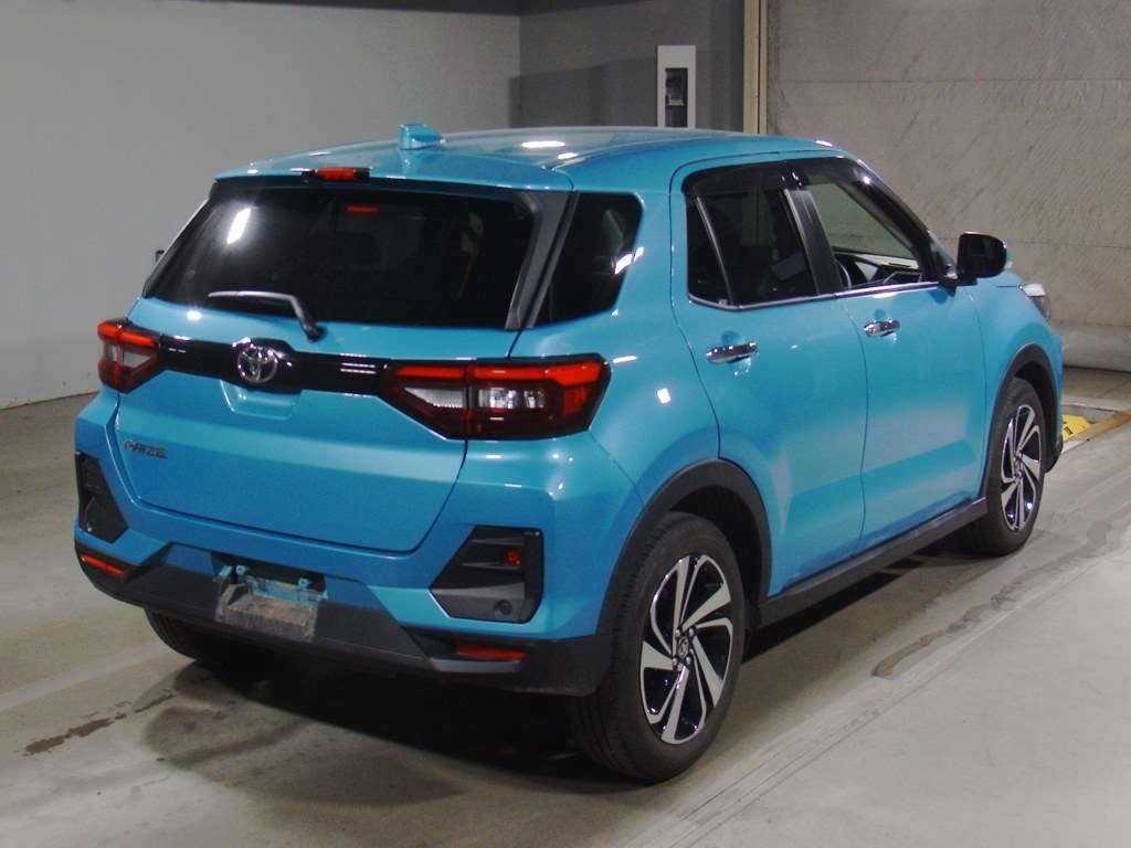 TOYOTA RAIZE
