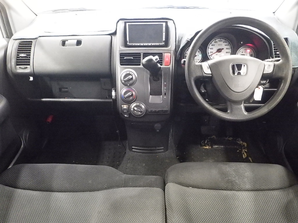 HONDA MOBILIO SPIKE