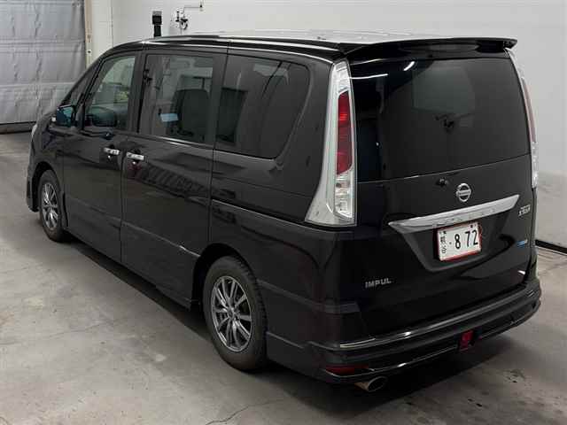 NISSAN SERENA