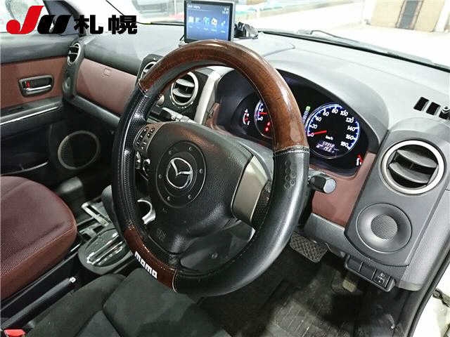 MAZDA VERISA