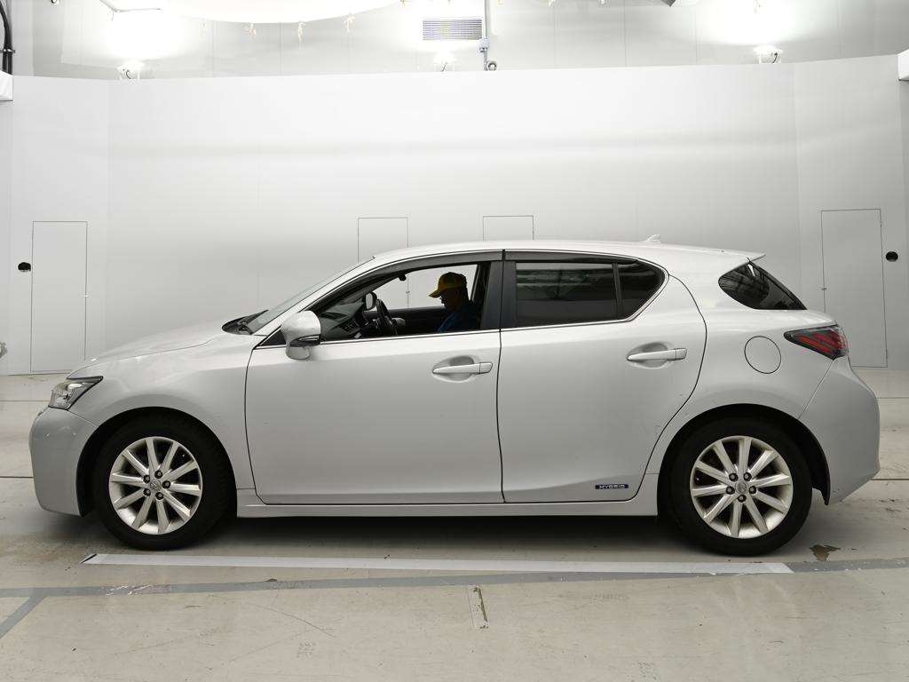LEXUS CT200H