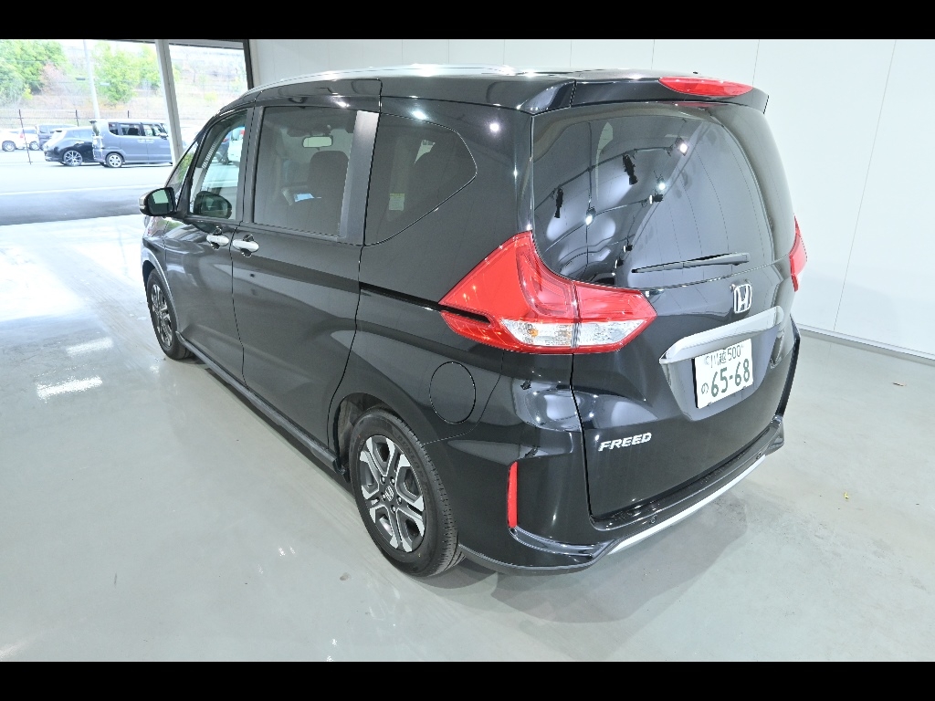 HONDA FREED