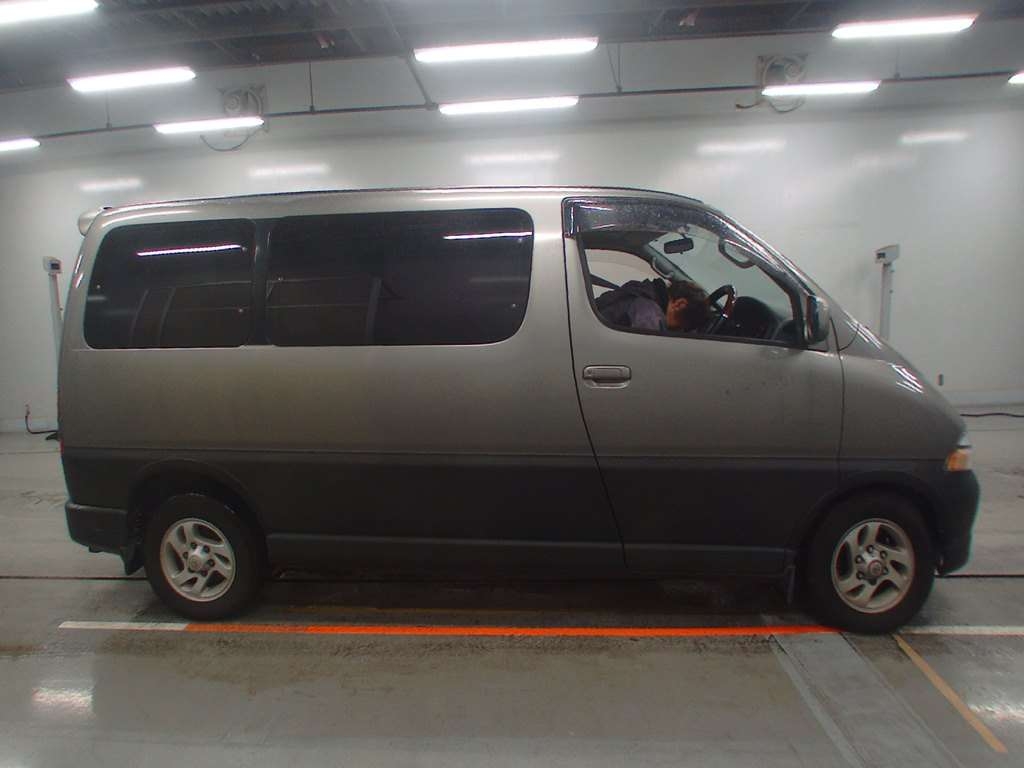 TOYOTA GRANVIA