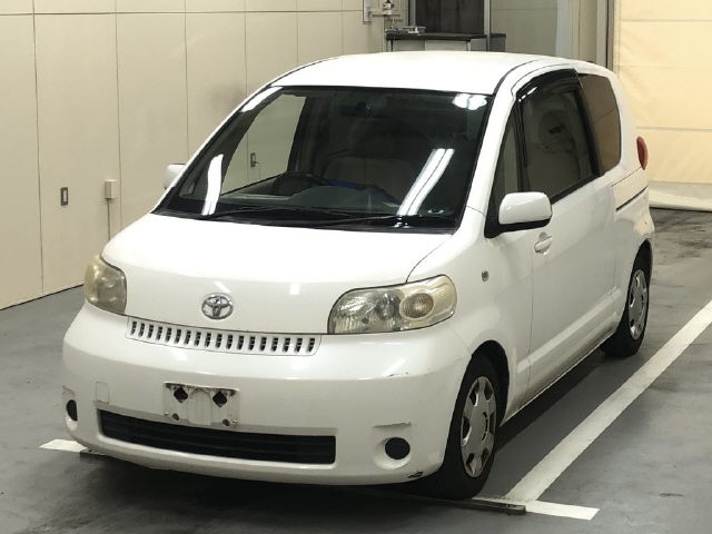 TOYOTA PORTE